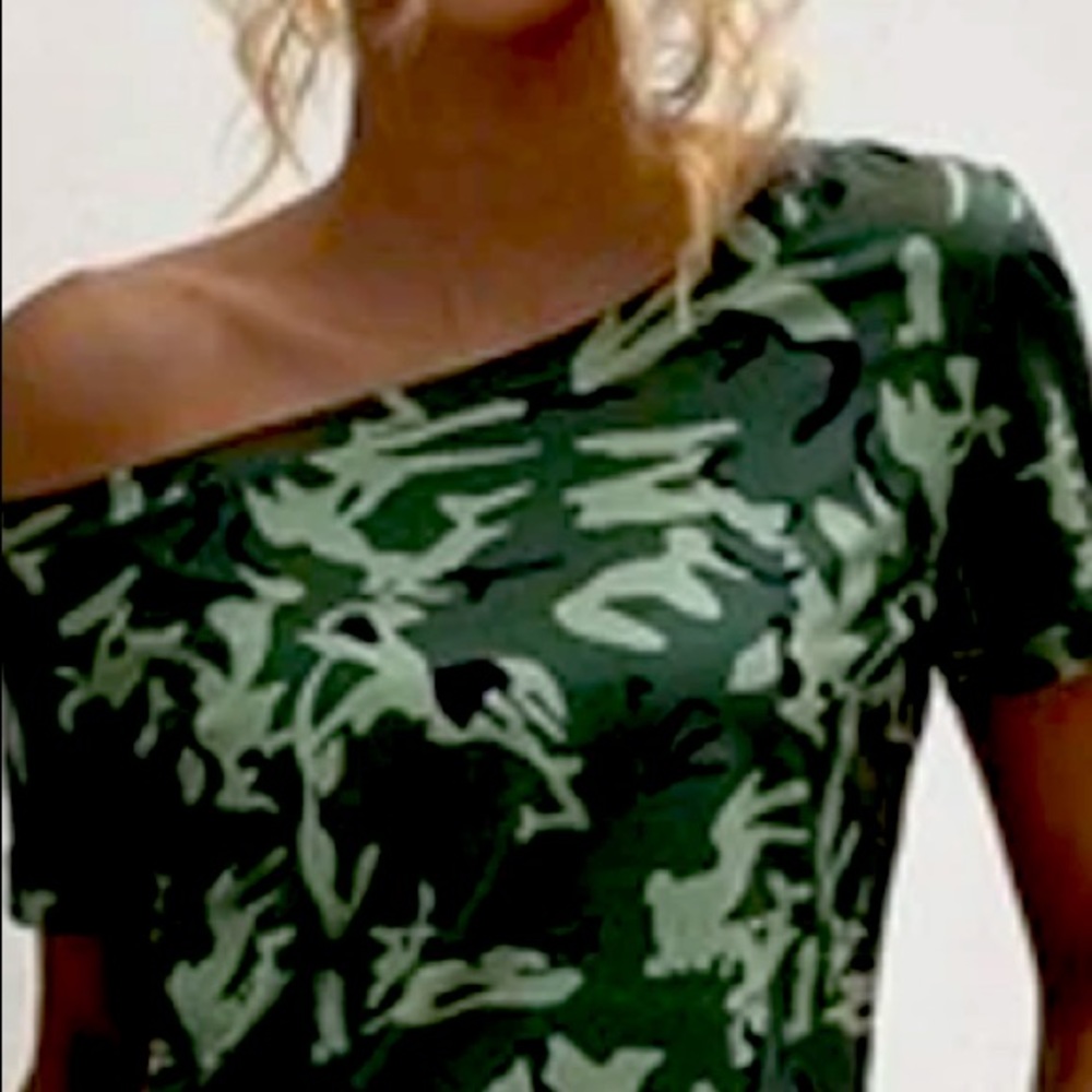 NWOT CAMO COTTON JUMPSUIT SIZE XL
